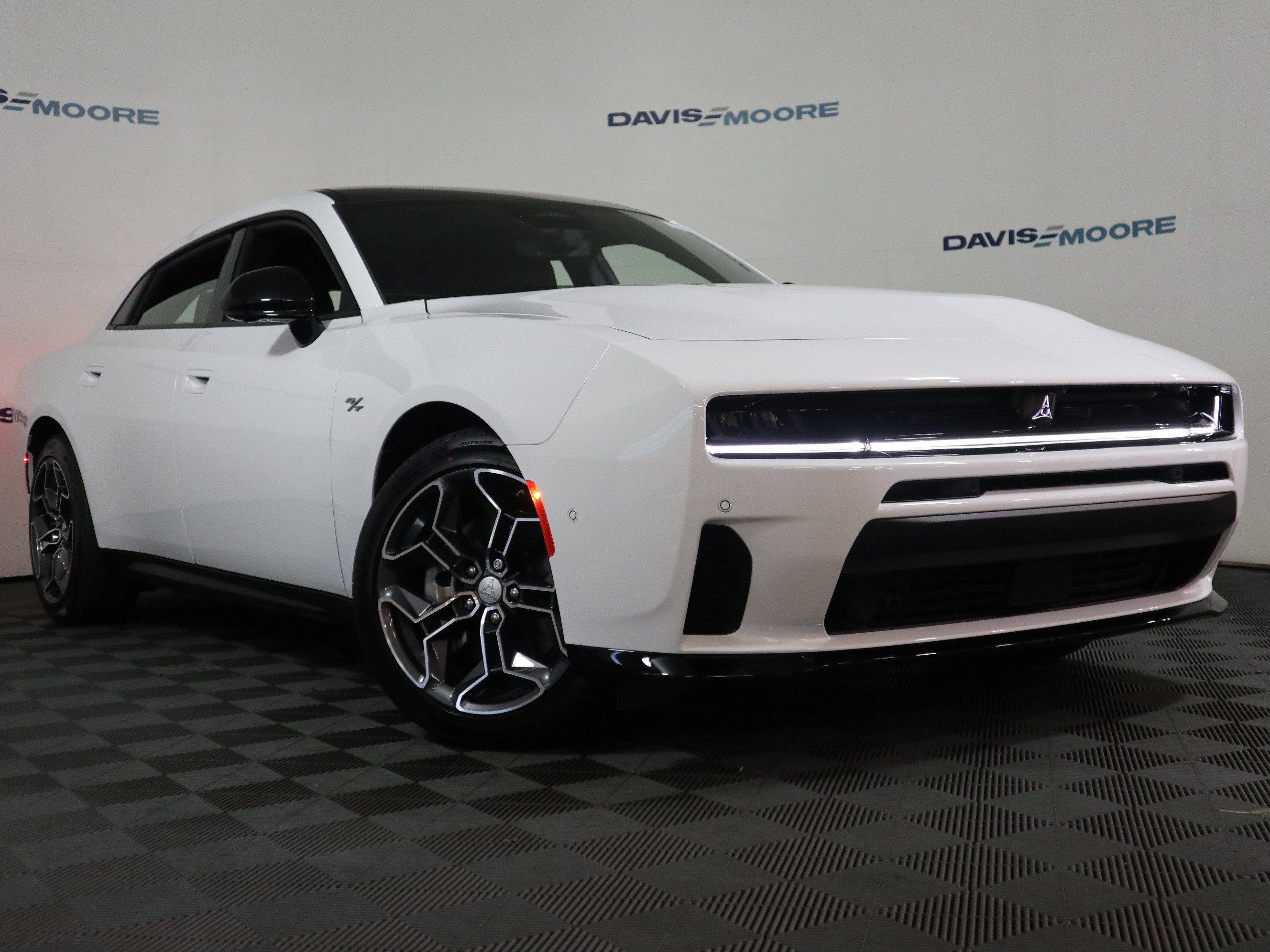 New 2026 Dodge Charger R/T AWD/4WD image 2