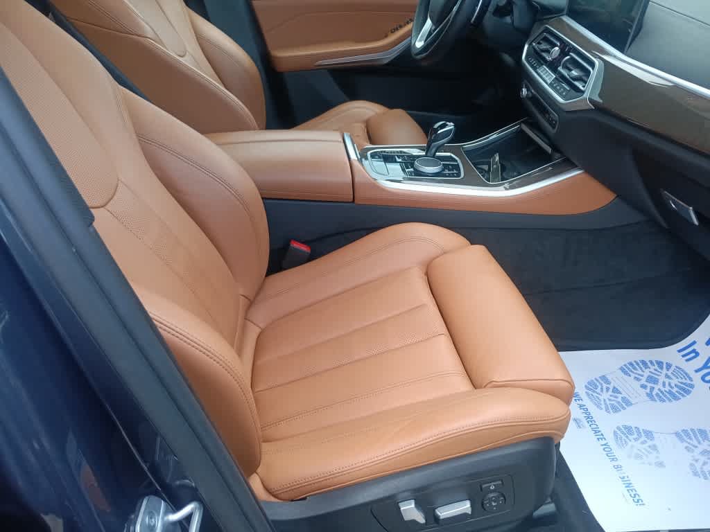 Used 2022 BMW X5 xDrive40i w/ Premium Package AWD/4WD image 24