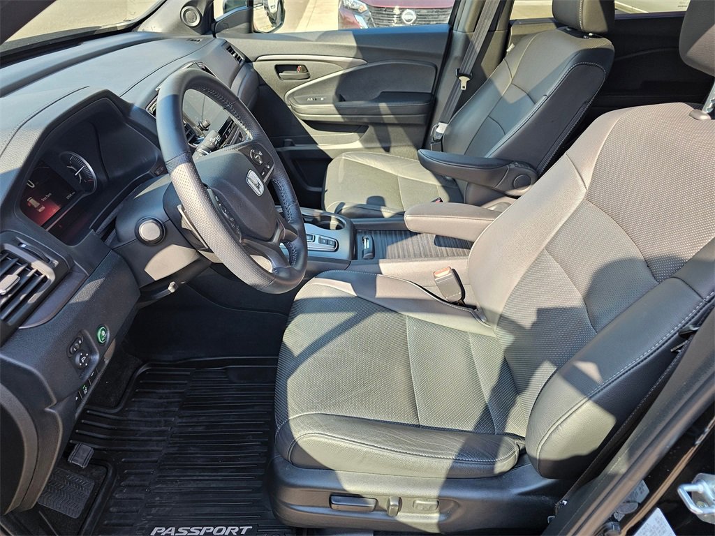 Used 2022 Honda Passport EX-L image 16
