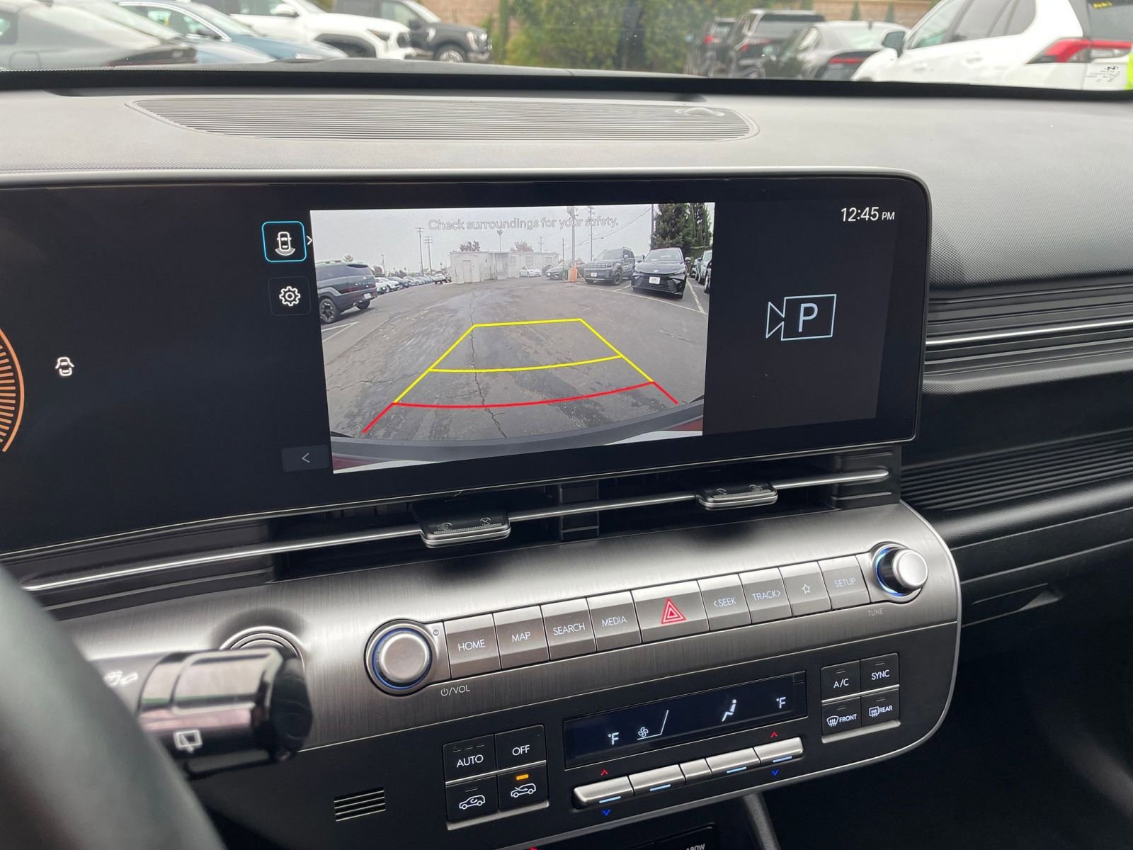Used 2025 Hyundai Kona SEL image 17