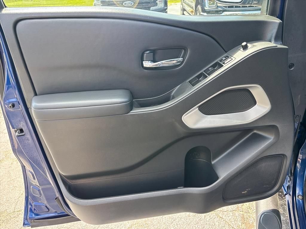 Used 2022 Nissan Frontier SV AWD/4WD image 23