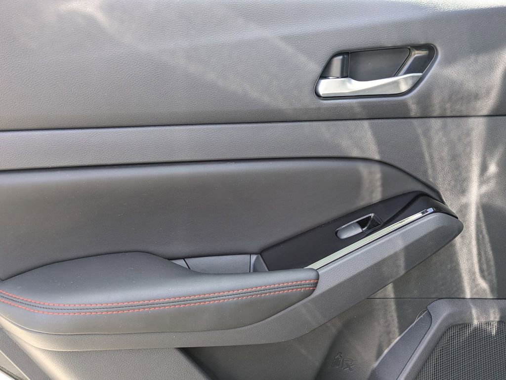 Used 2025 Nissan Altima 2.5 SR image 25