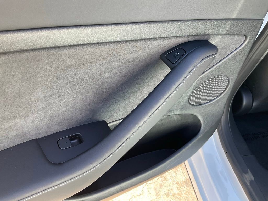 Used 2023 Tesla Model 3 Standard Range image 49