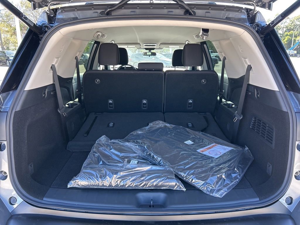 New 2026 Nissan Pathfinder SV image 50