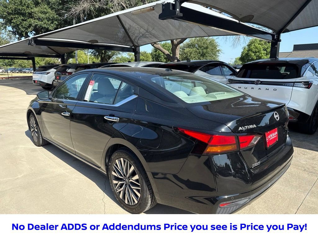 Certified 2025 Nissan Altima 2.5 SV FWD image 8