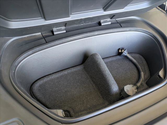 Used 2023 Volvo C40 P8 Recharge Ultimate image 23