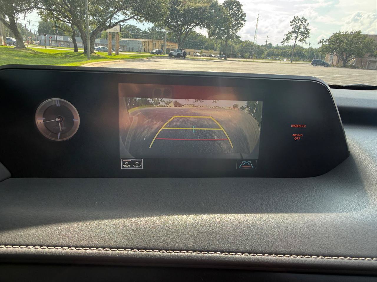 Used 2021 Lexus UX 200 w/ Accessory Package (A2) FWD image 34