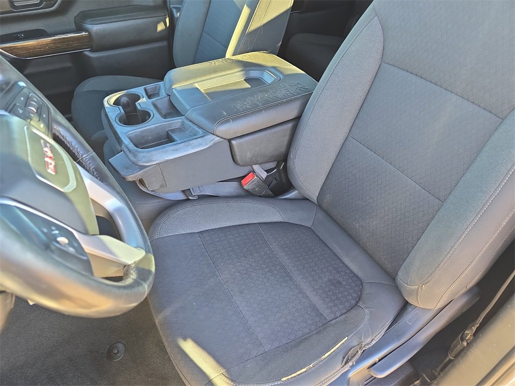 Used 2022 GMC Sierra 2500 SLE w/ Gooseneck/5TH Wheel Package image 15