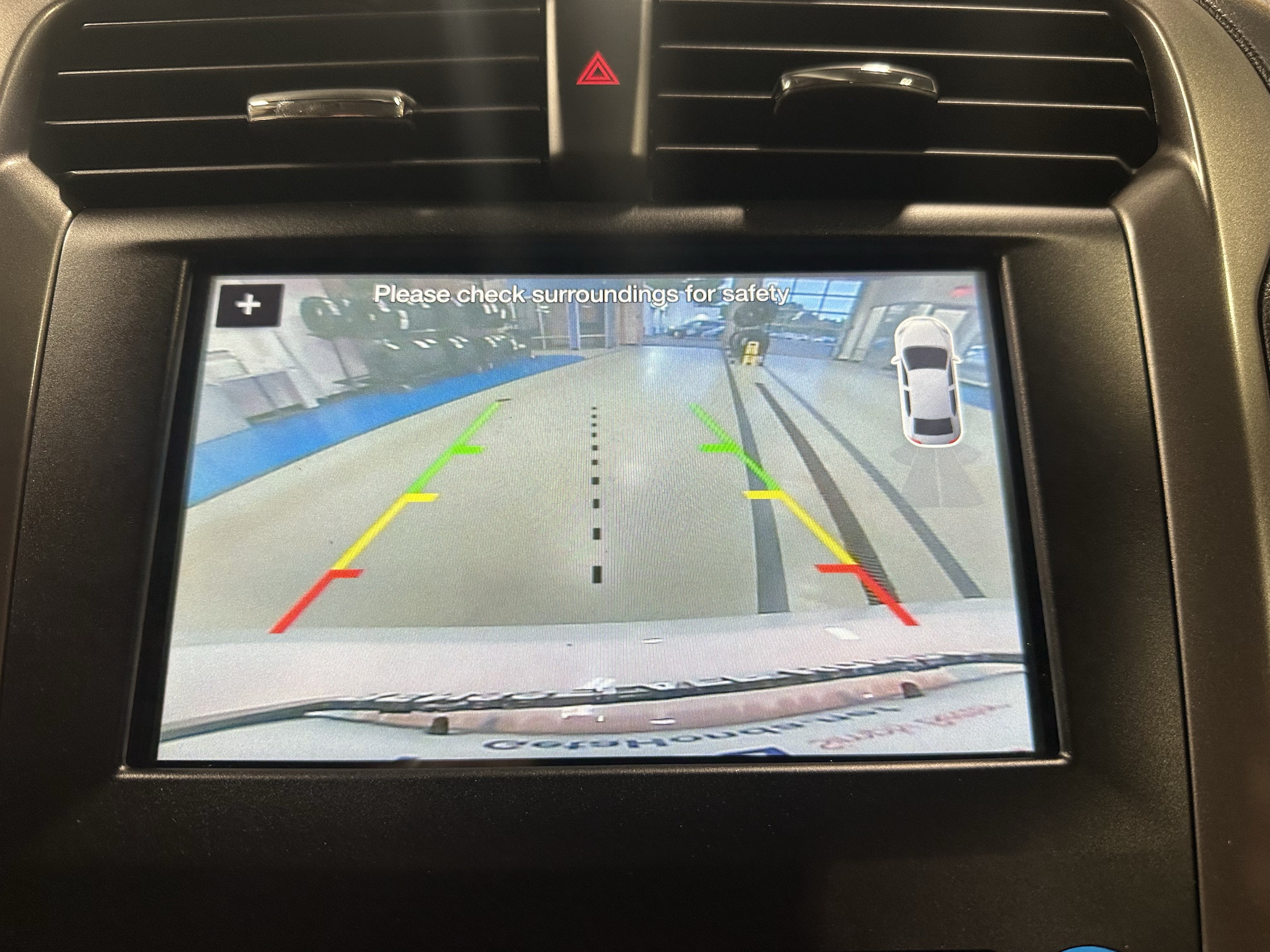 Used 2017 Ford Fusion SE w/ Fusion SE Technology Package FWD image 15