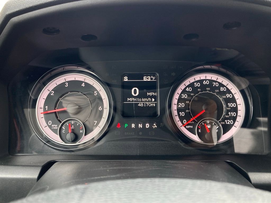 Used 2024 RAM 1500 Classic SLT AWD/4WD image 16