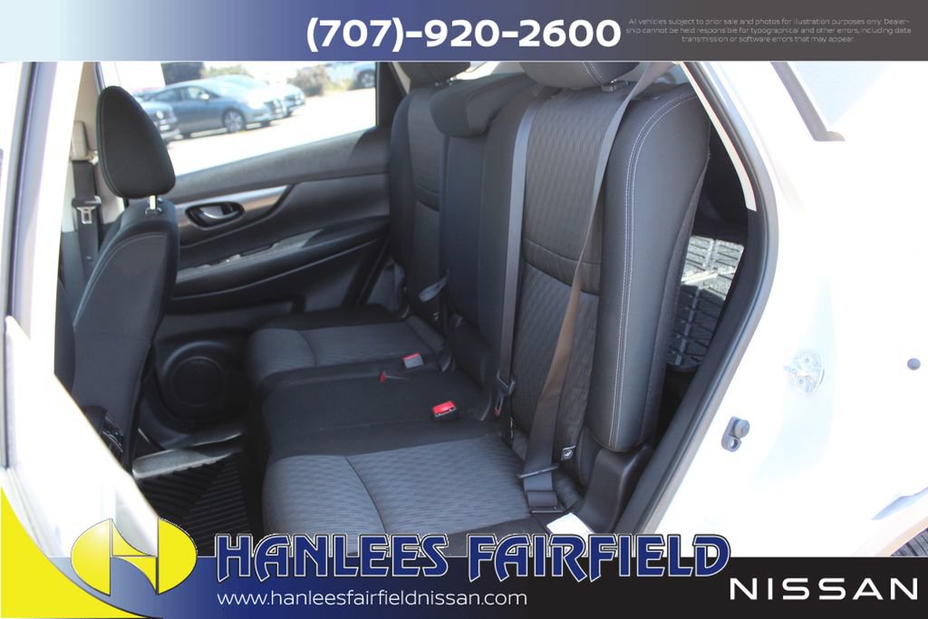 Used 2020 Nissan Rogue S FWD image 13