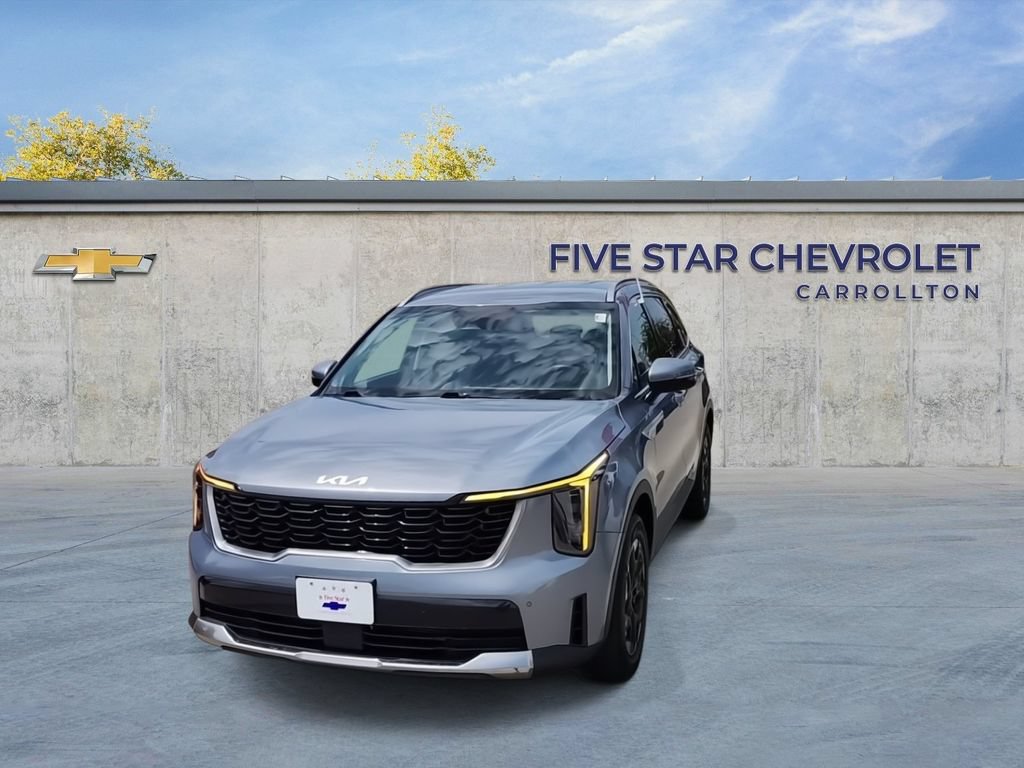 Used 2024 Kia Sorento S FWD image 3