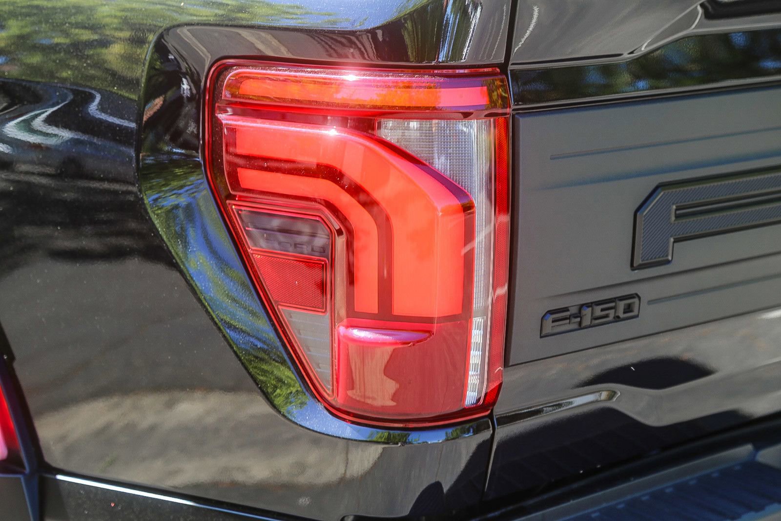 Used 2024 Ford F150 Raptor w/ Equipment Group 803A Raptor R AWD/4WD image 8