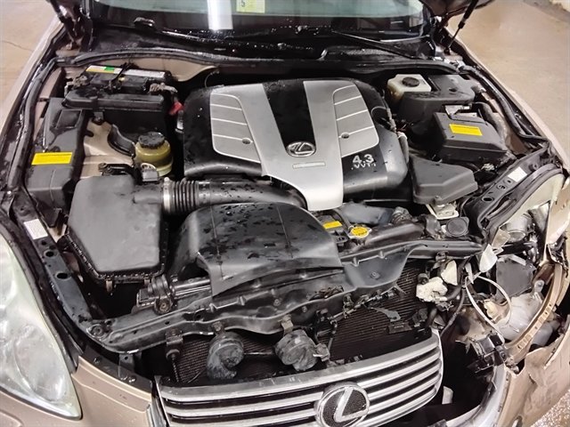 Used 2005 Lexus SC 430 Convertible image 9