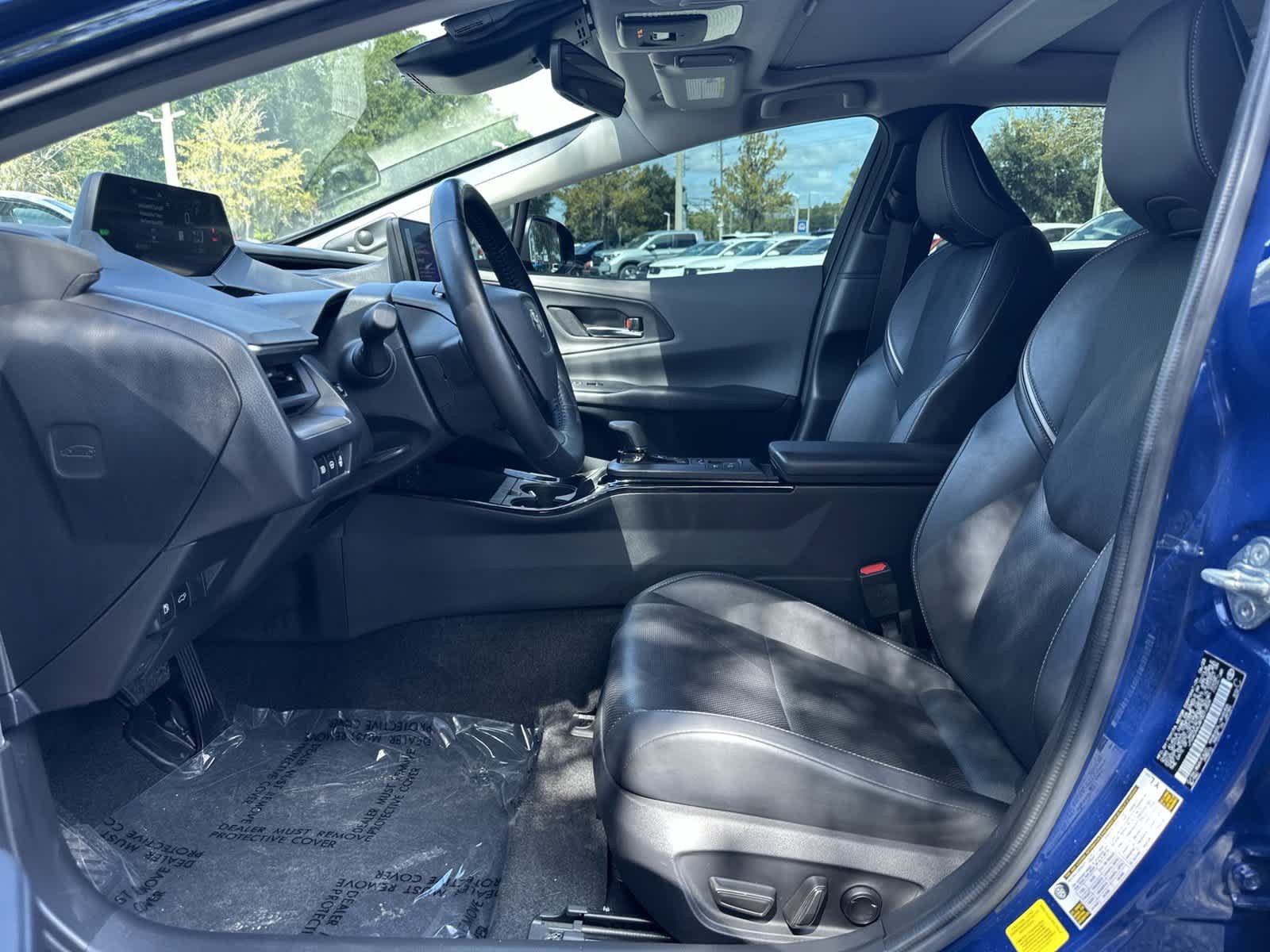 Used 2023 Toyota Prius Limited FWD image 13