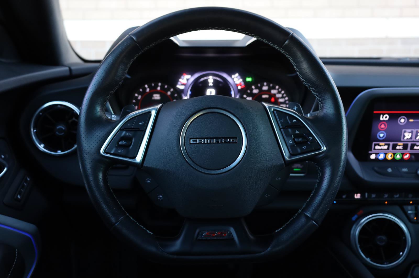 Used 2019 Chevrolet Camaro SS RWD image 37
