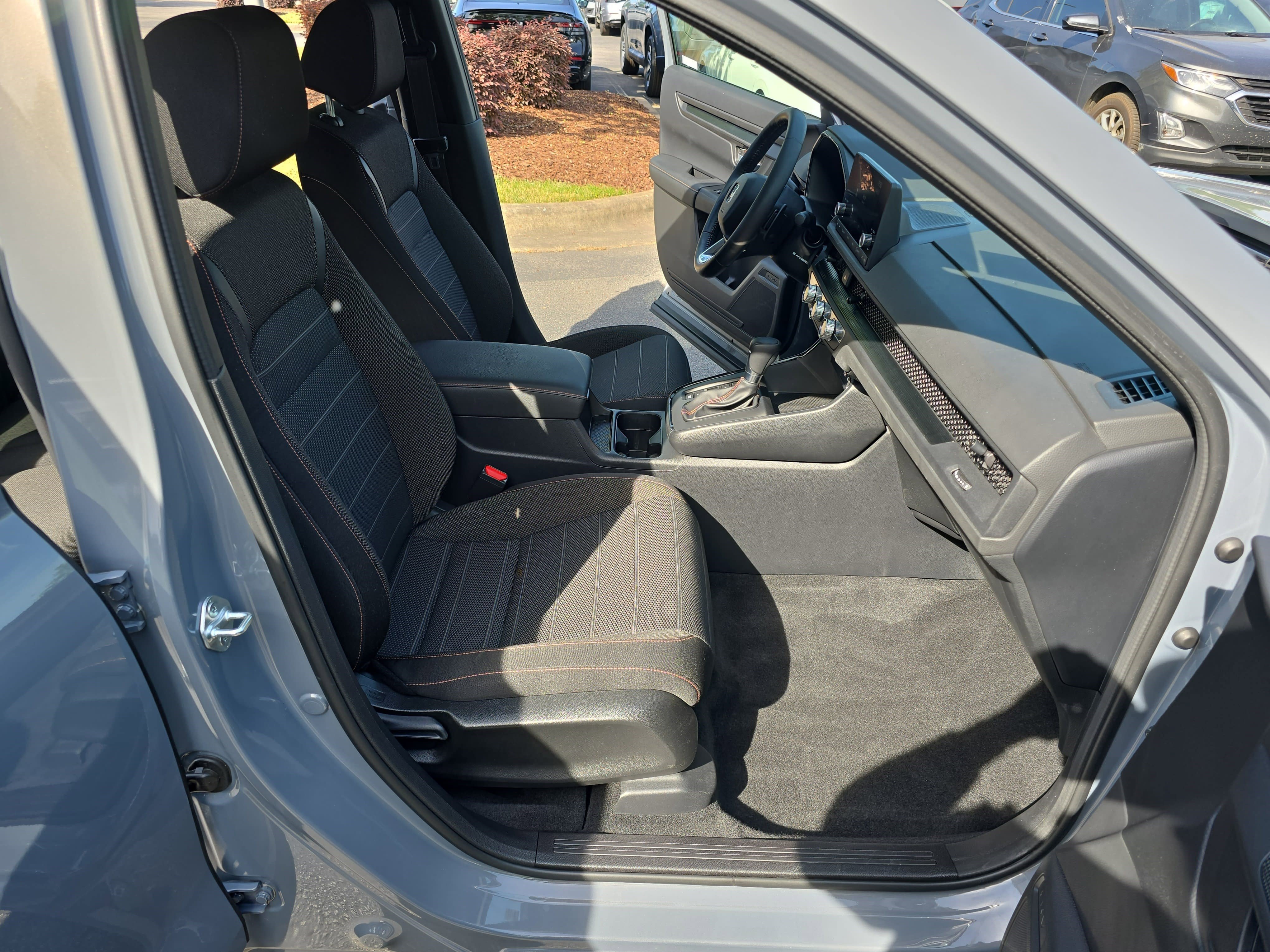 Used 2024 Honda CR-V Sport image 10