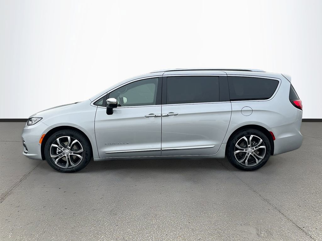 New 2026 Chrysler Pacifica Pinnacle FWD image 4