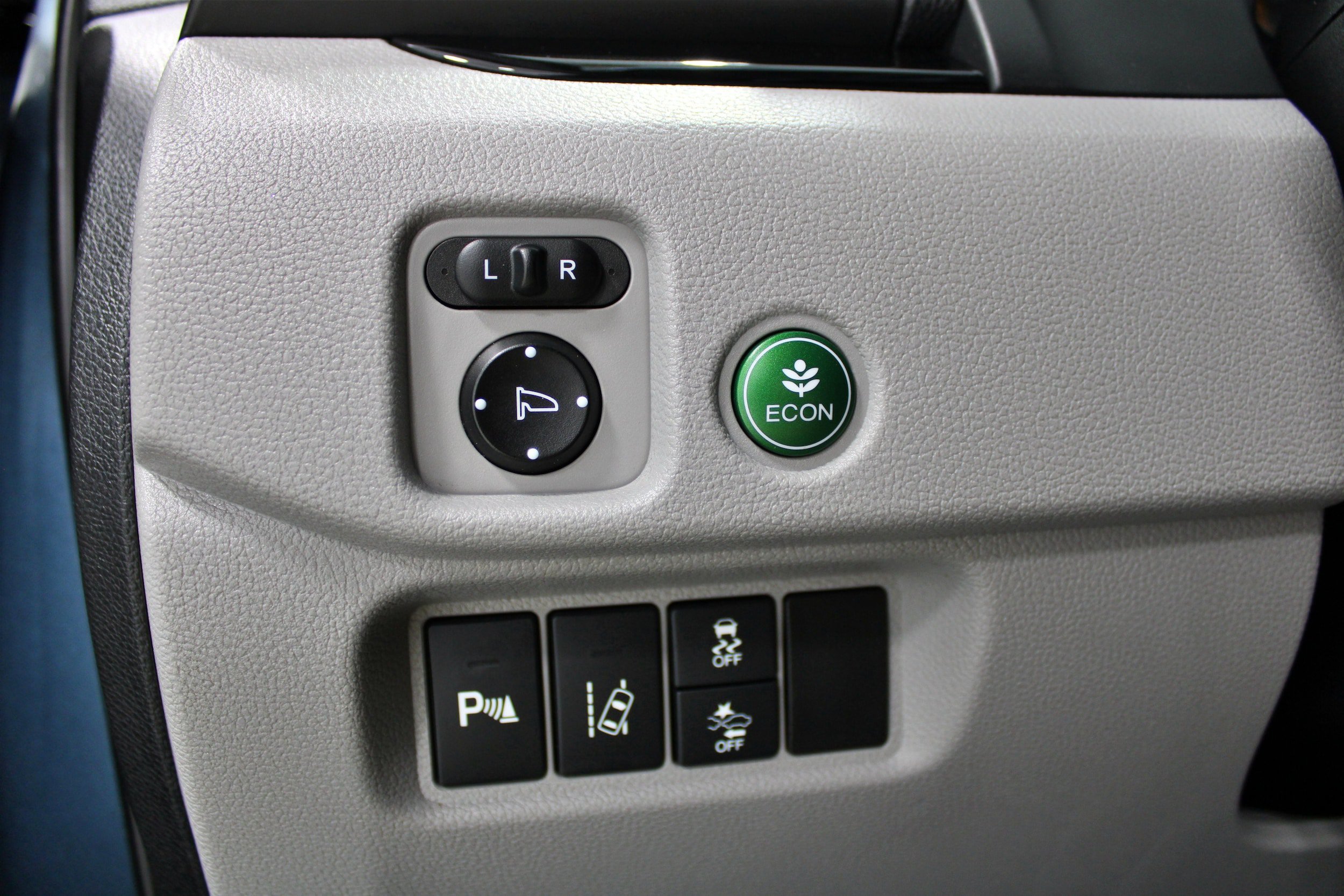 Used 2017 Honda Pilot Touring image 9