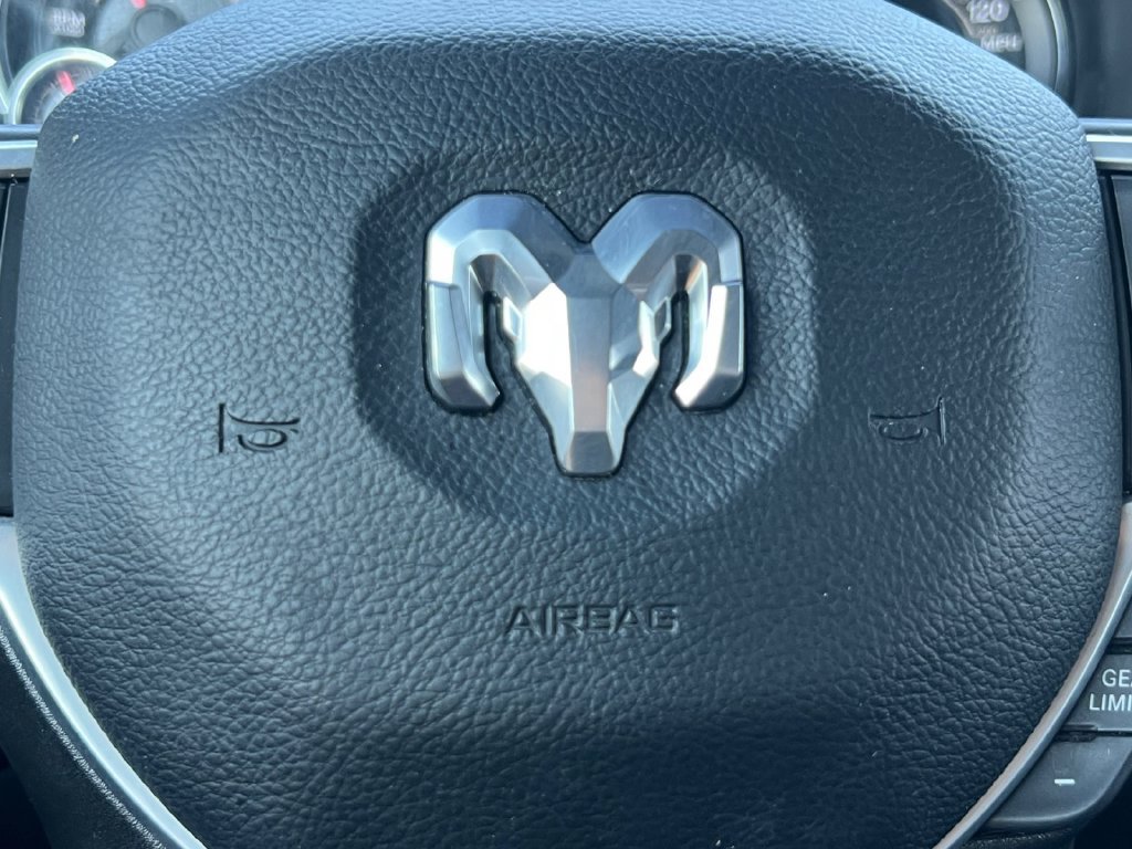 Used 2023 RAM 1500 Lone Star AWD/4WD image 5