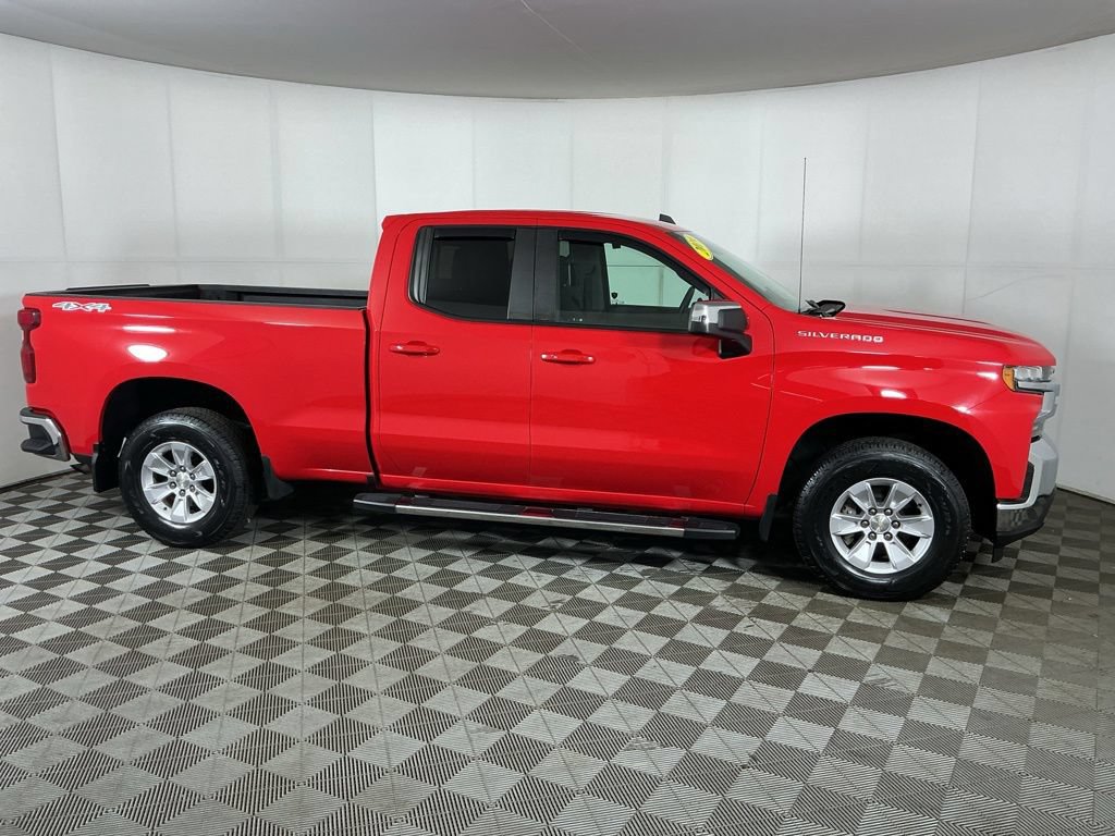 Used 2019 Chevrolet Silverado 1500 LT w/ All-Star Edition AWD/4WD image 17