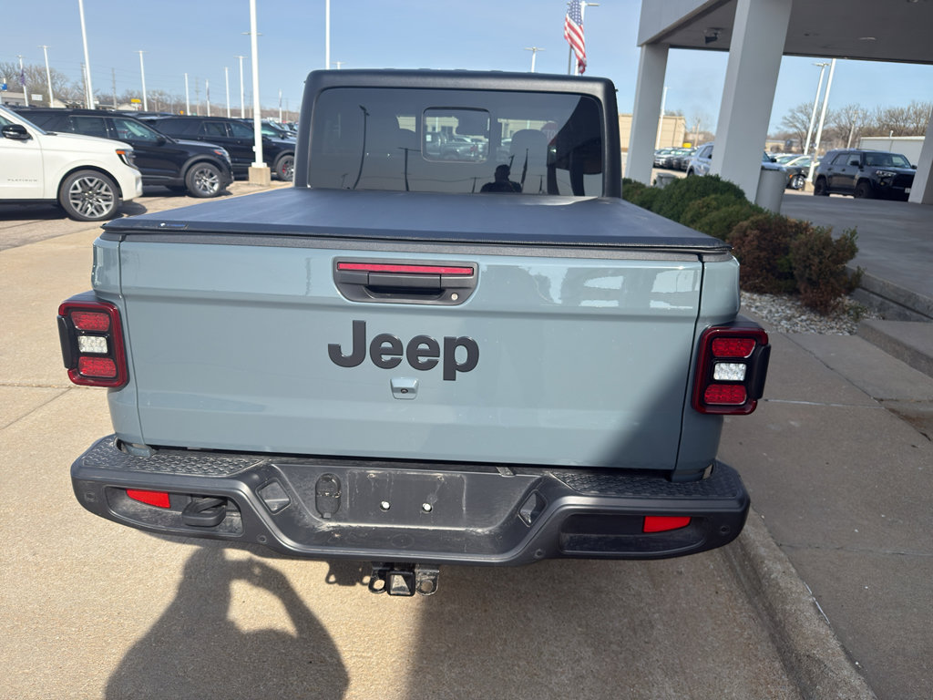 Used 2024 Jeep Gladiator Willys image 6