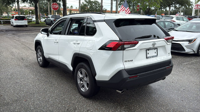 Used 2025 Toyota RAV4 XLE AWD/4WD image 5