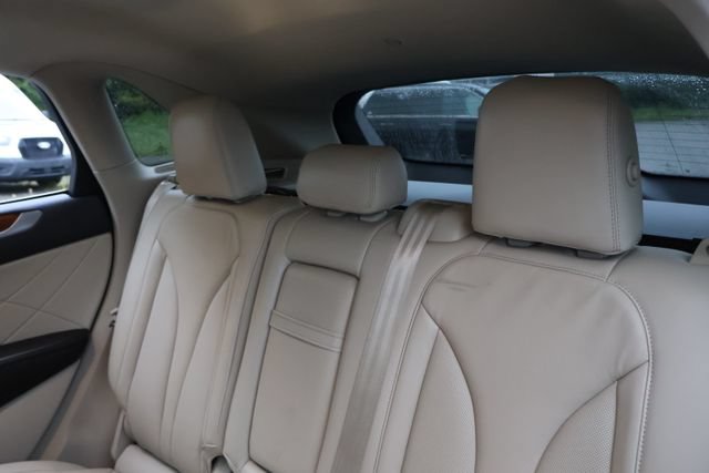 Used 2019 Lincoln MKC Select w/ Select Plus Package AWD/4WD image 14