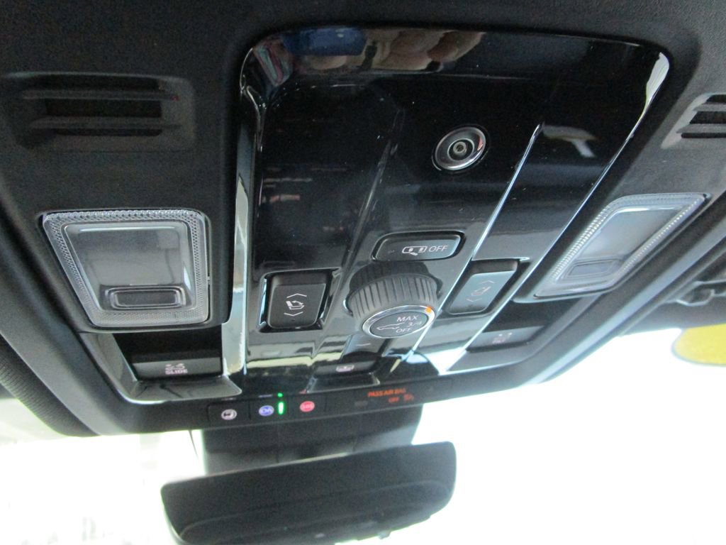 New 2026 GMC Yukon AT4 w/ AT4 Premium Plus Package image 45