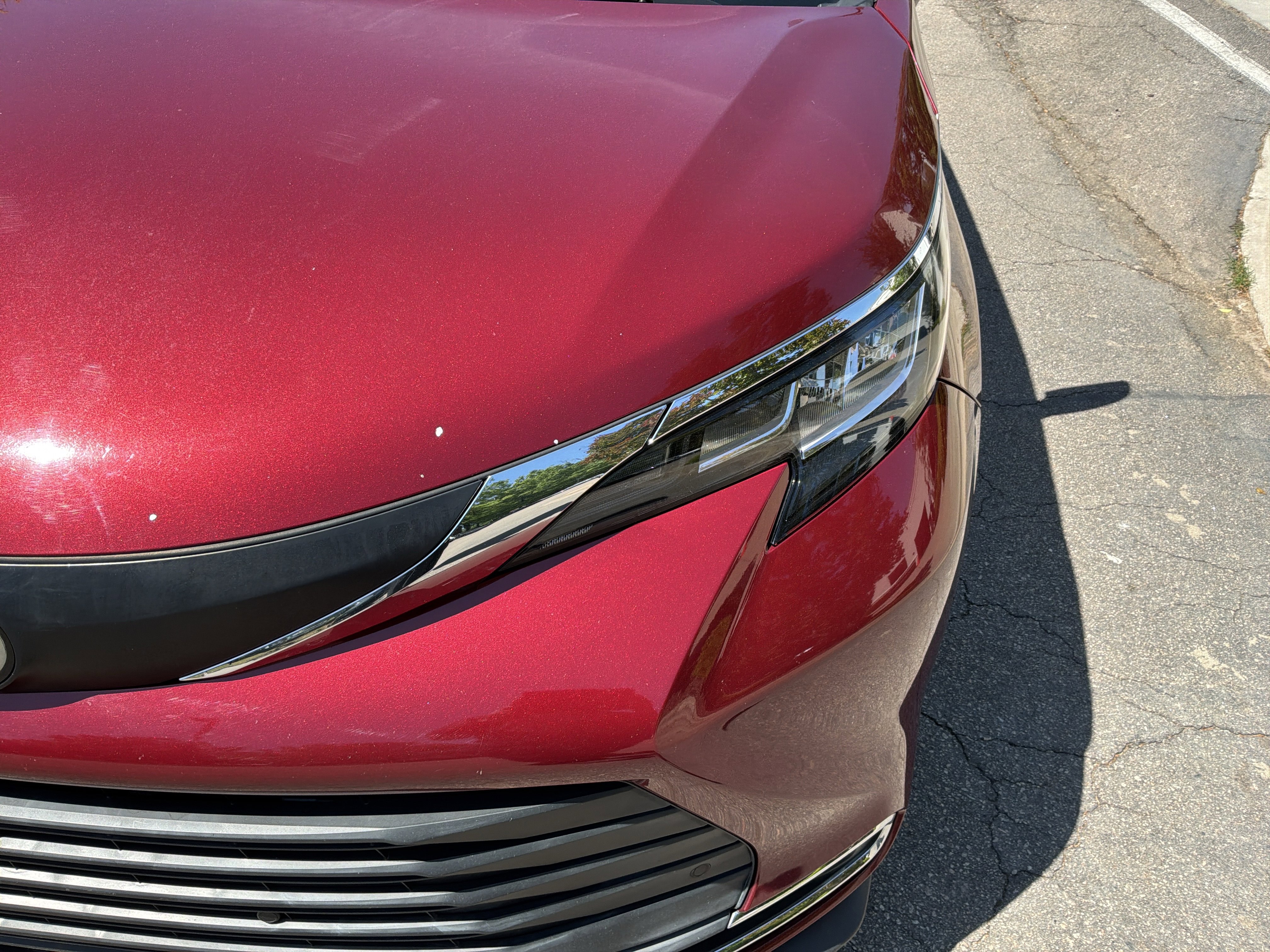 Used 2021 Toyota Sienna XLE image 6
