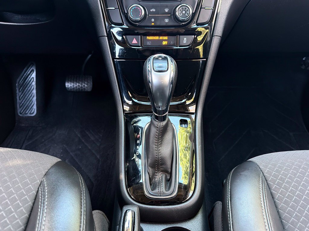 Used 2020 Buick Encore Preferred w/ LPO, Road Trip Package FWD image 15