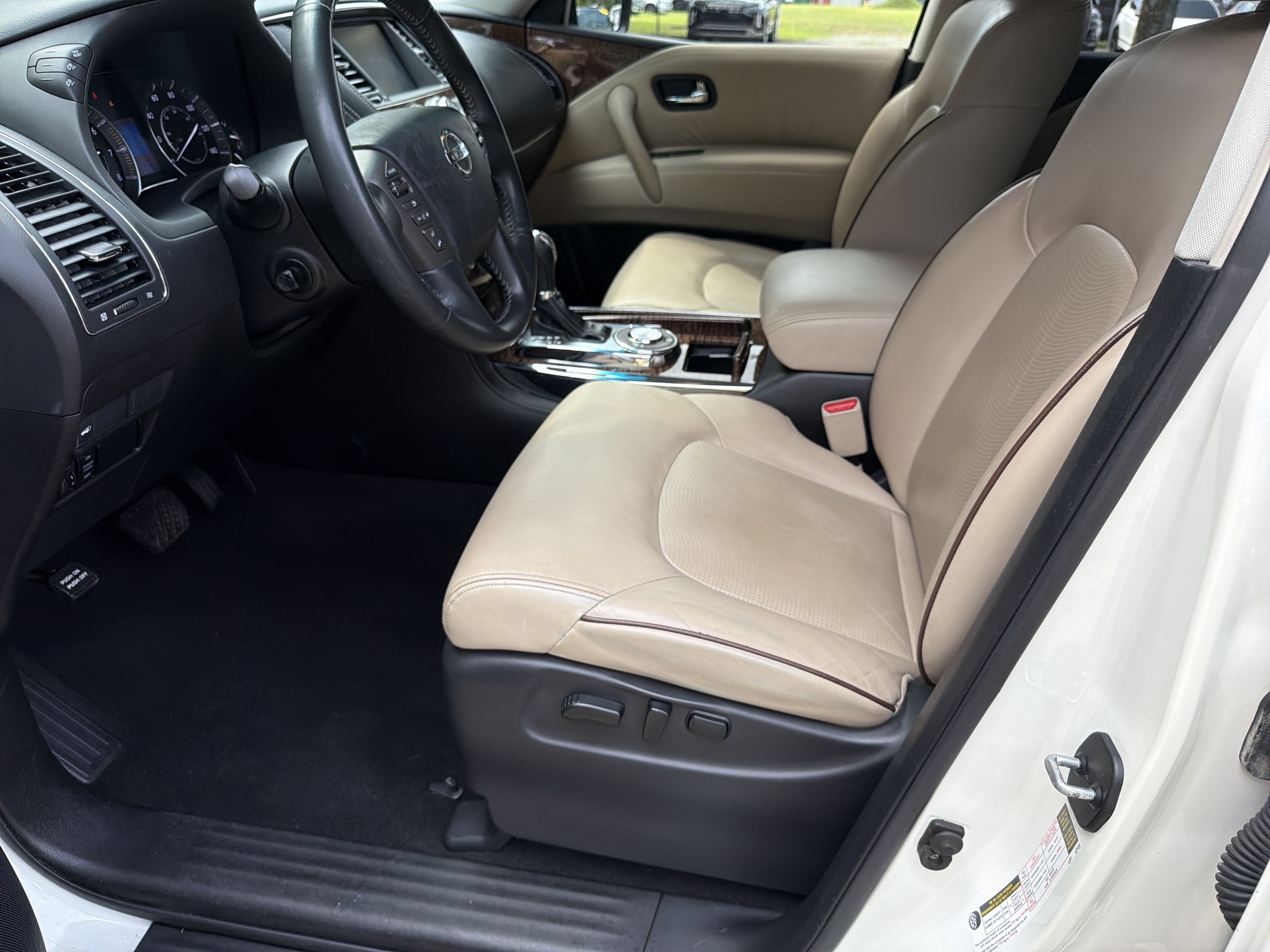 Used 2017 Nissan Armada SL w/ Interior Lighting Package RWD image 9
