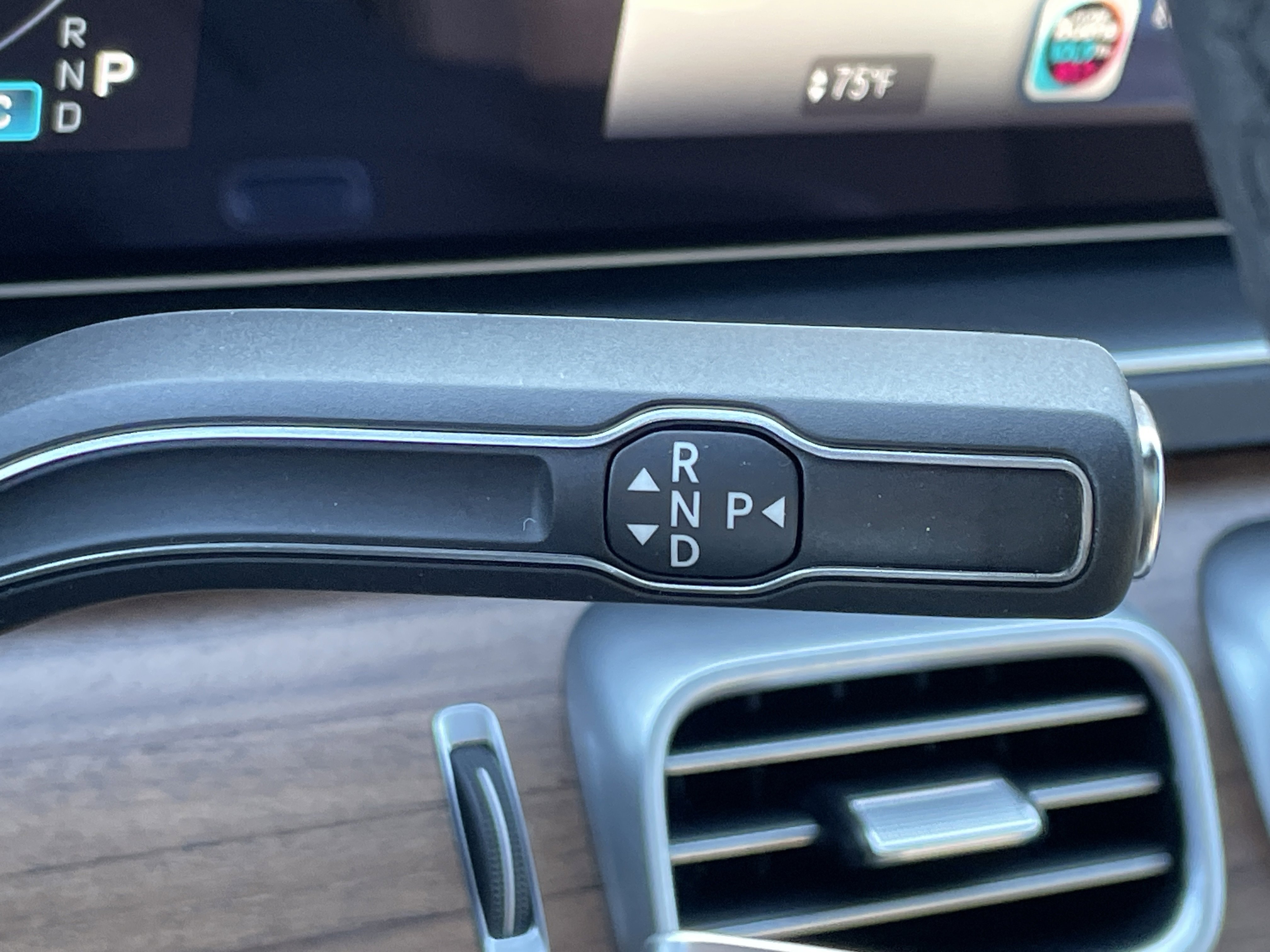 New 2026 Mercedes-Benz GLS 580 4MATIC image 28