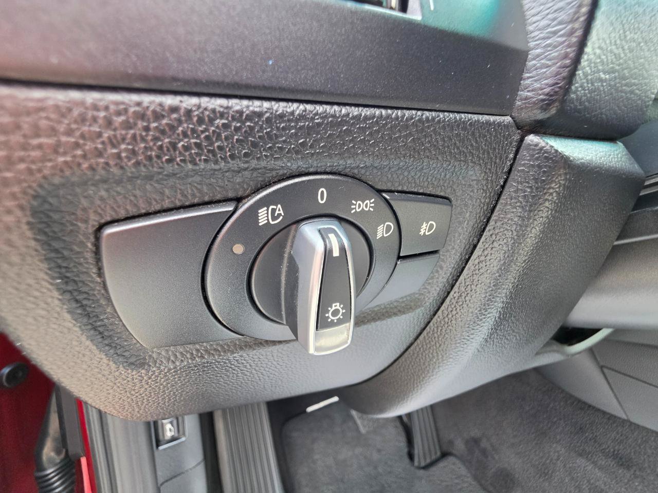 Used 2013 BMW 128i Convertible RWD image 12