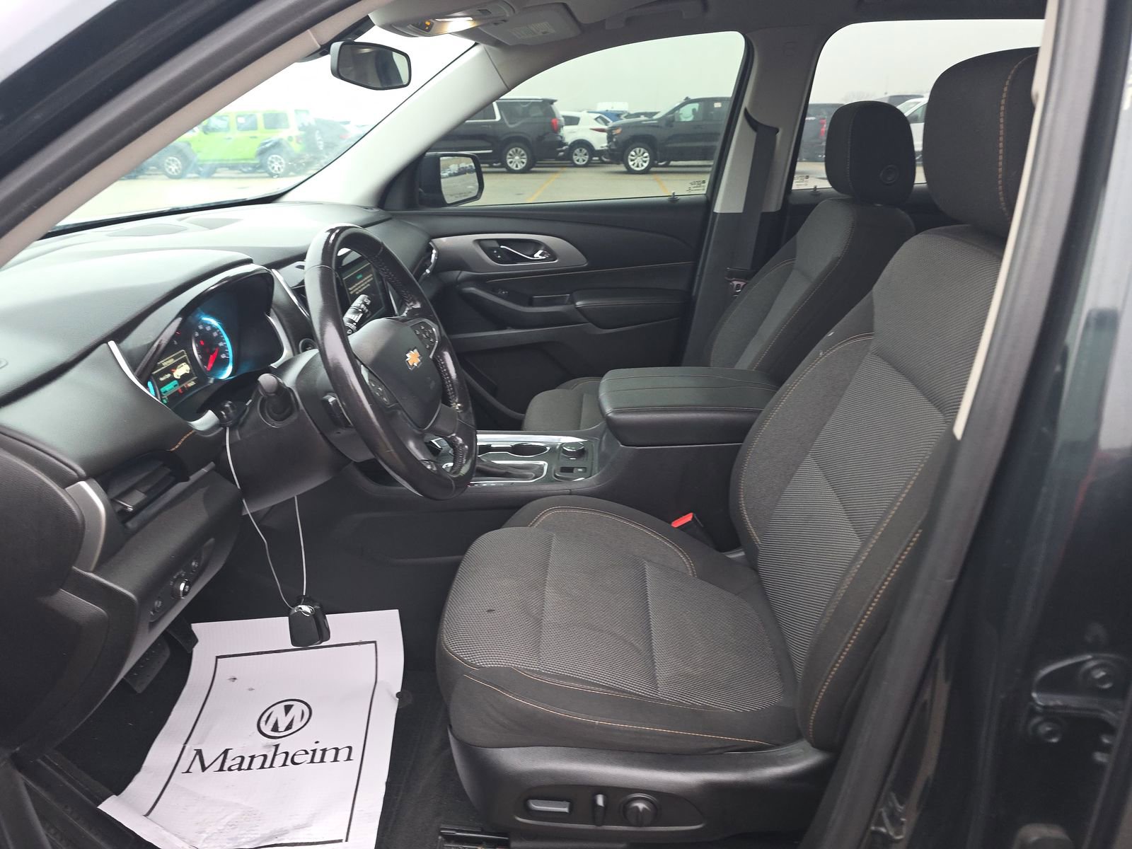 Used 2019 Chevrolet Traverse LT FWD image 8