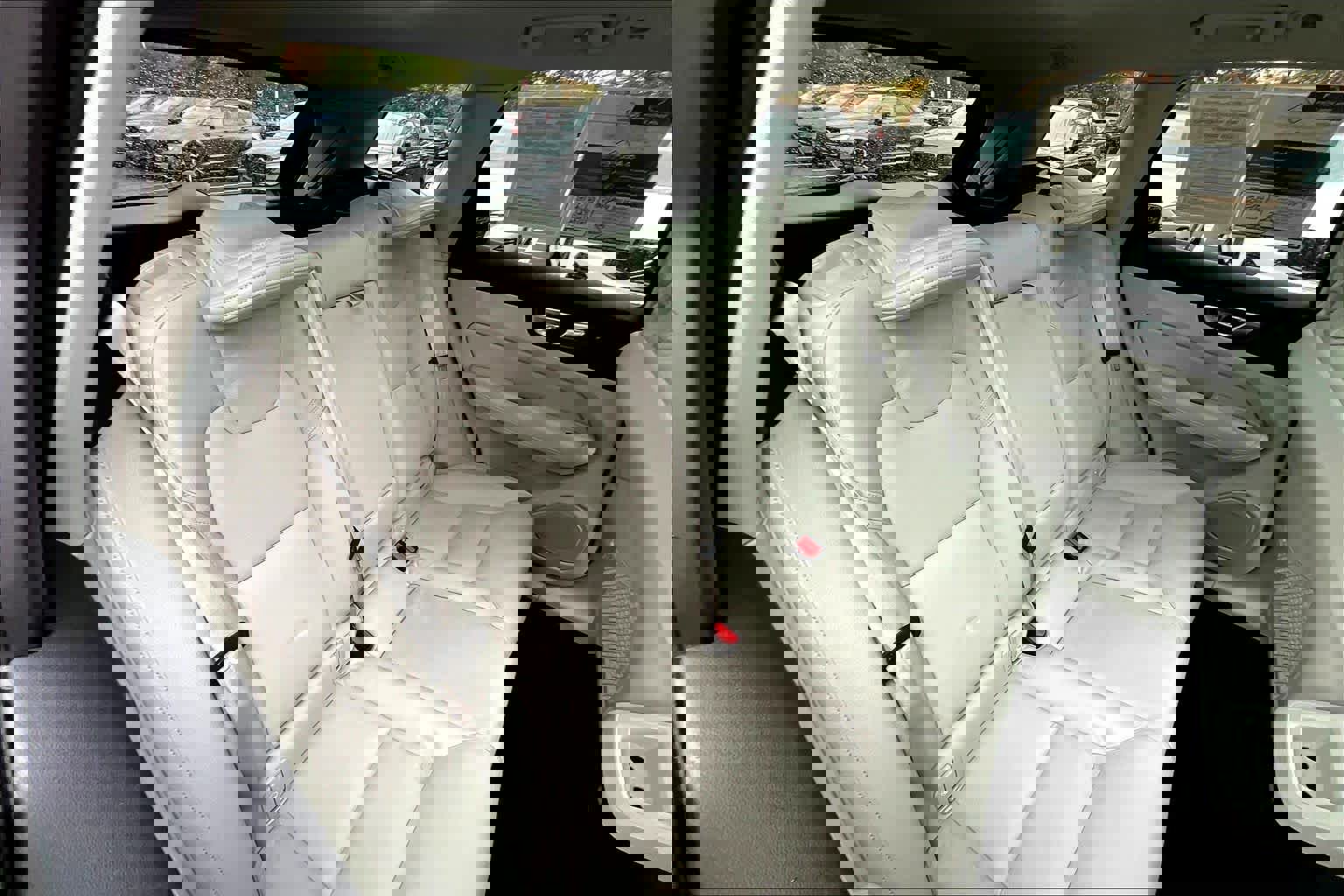 Certified 2023 Volvo XC60 B5 Plus w/ Climate Package image 18