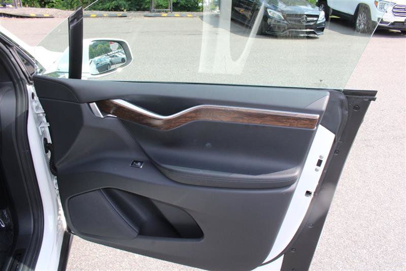 Used 2017 Tesla Model X 100D AWD/4WD image 12