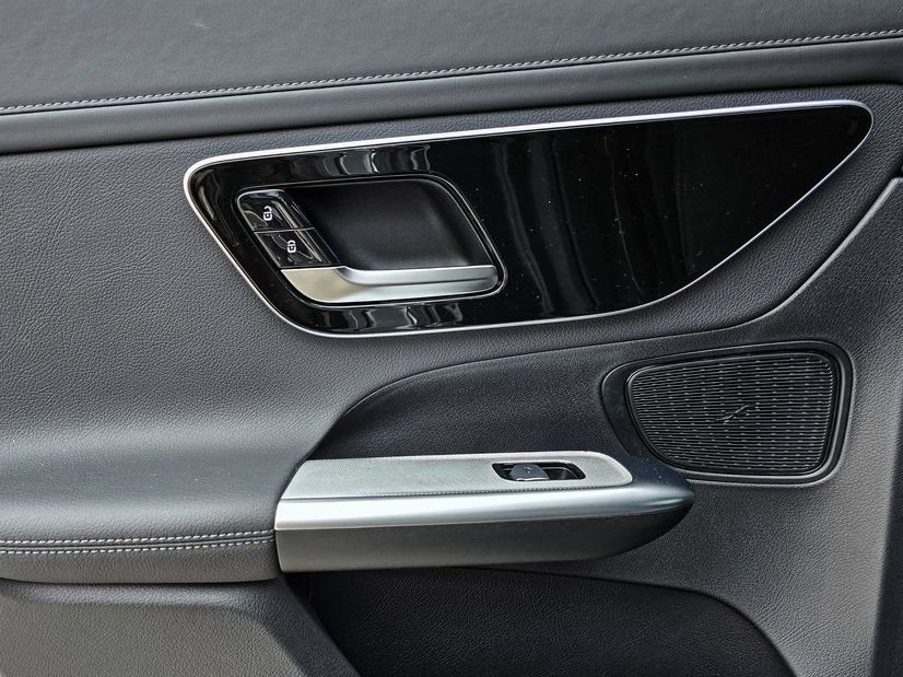 New 2026 Mercedes-Benz GLC 300 4MATIC image 26