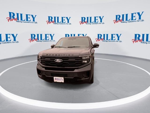 New 2027 Ford Expedition Max Platinum w/ Stealth Appearance Package AWD/4WD image 3