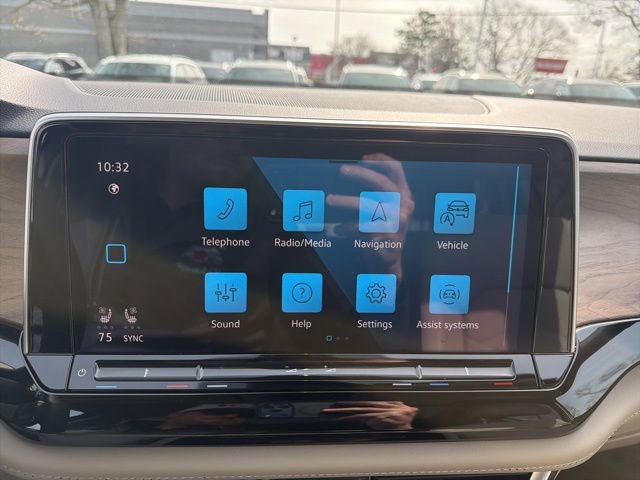 Certified 2024 Volkswagen Atlas SE w/ Panoramic Sunroof Package image 13