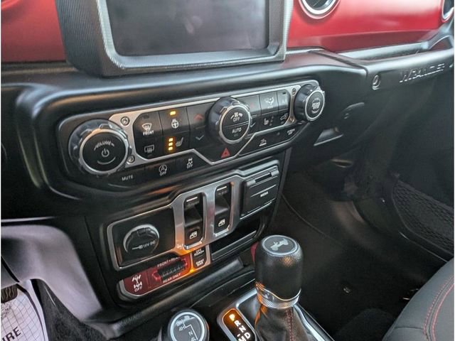 Used 2023 Jeep Wrangler Rubicon w/ Cold Weather Group image 18