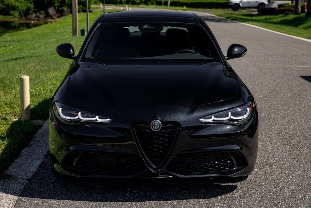 New 2025 Alfa Romeo Giulia w/ Driving Assist Package image 8