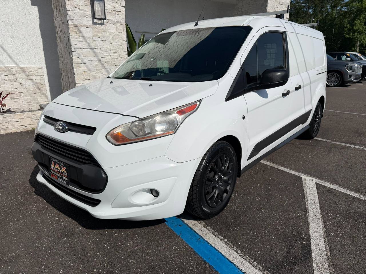 Used 2016 Ford Transit Connect XLT FWD image 3