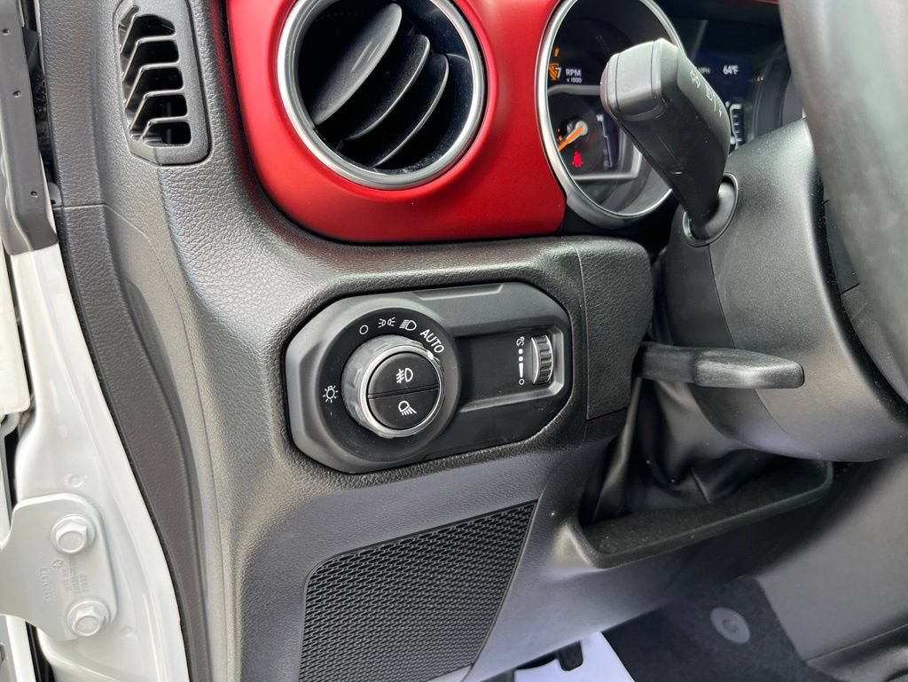 Used 2023 Jeep Gladiator Rubicon AWD/4WD image 8
