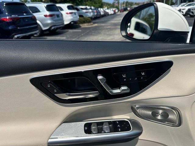 Used 2026 Mercedes-Benz GLC 300 4MATIC image 24