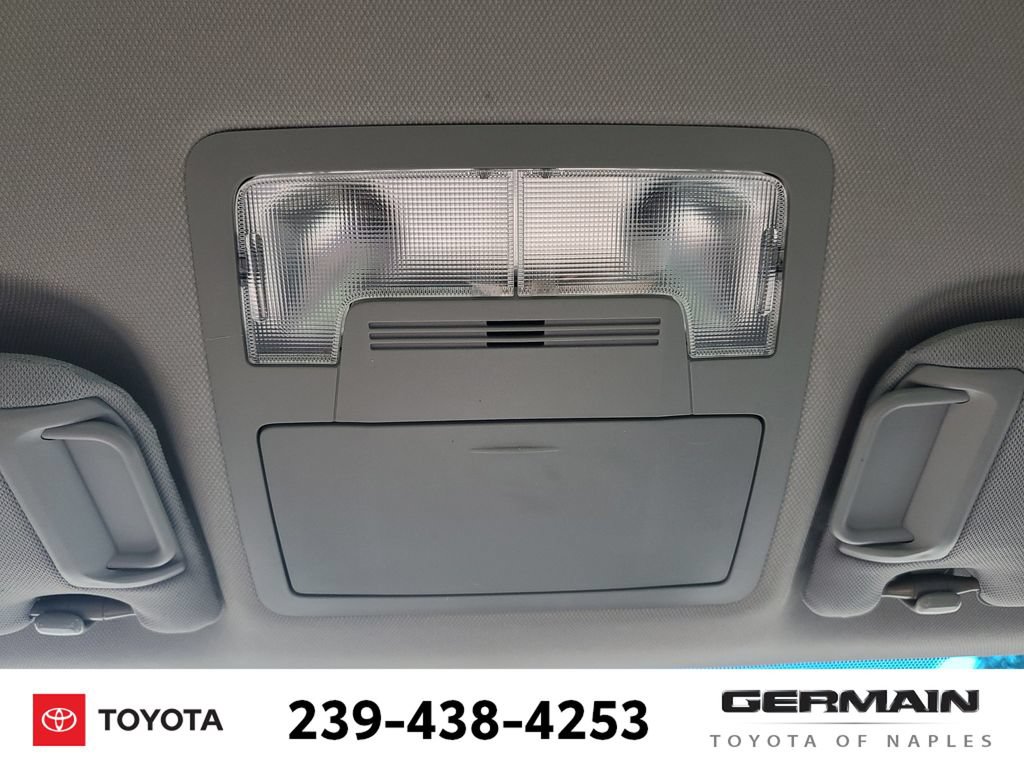 Used 2013 Toyota Camry SE FWD image 34