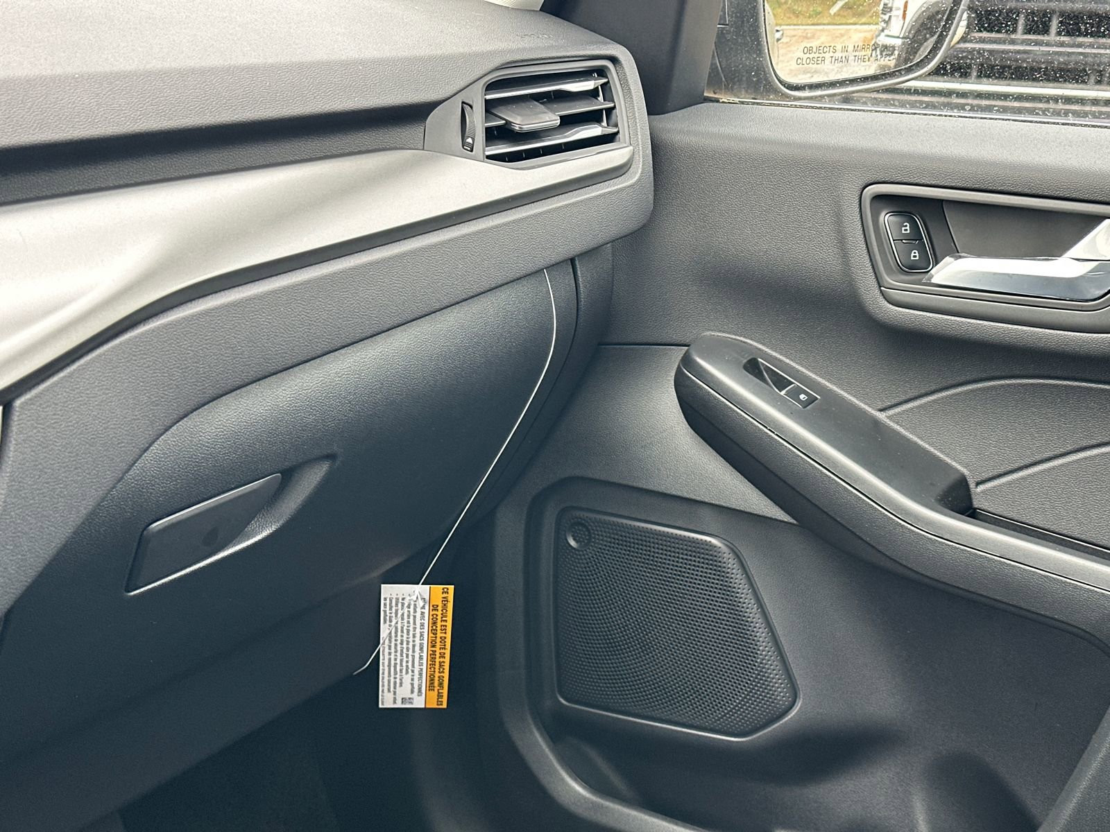 New 2026 Ford Escape SE image 31