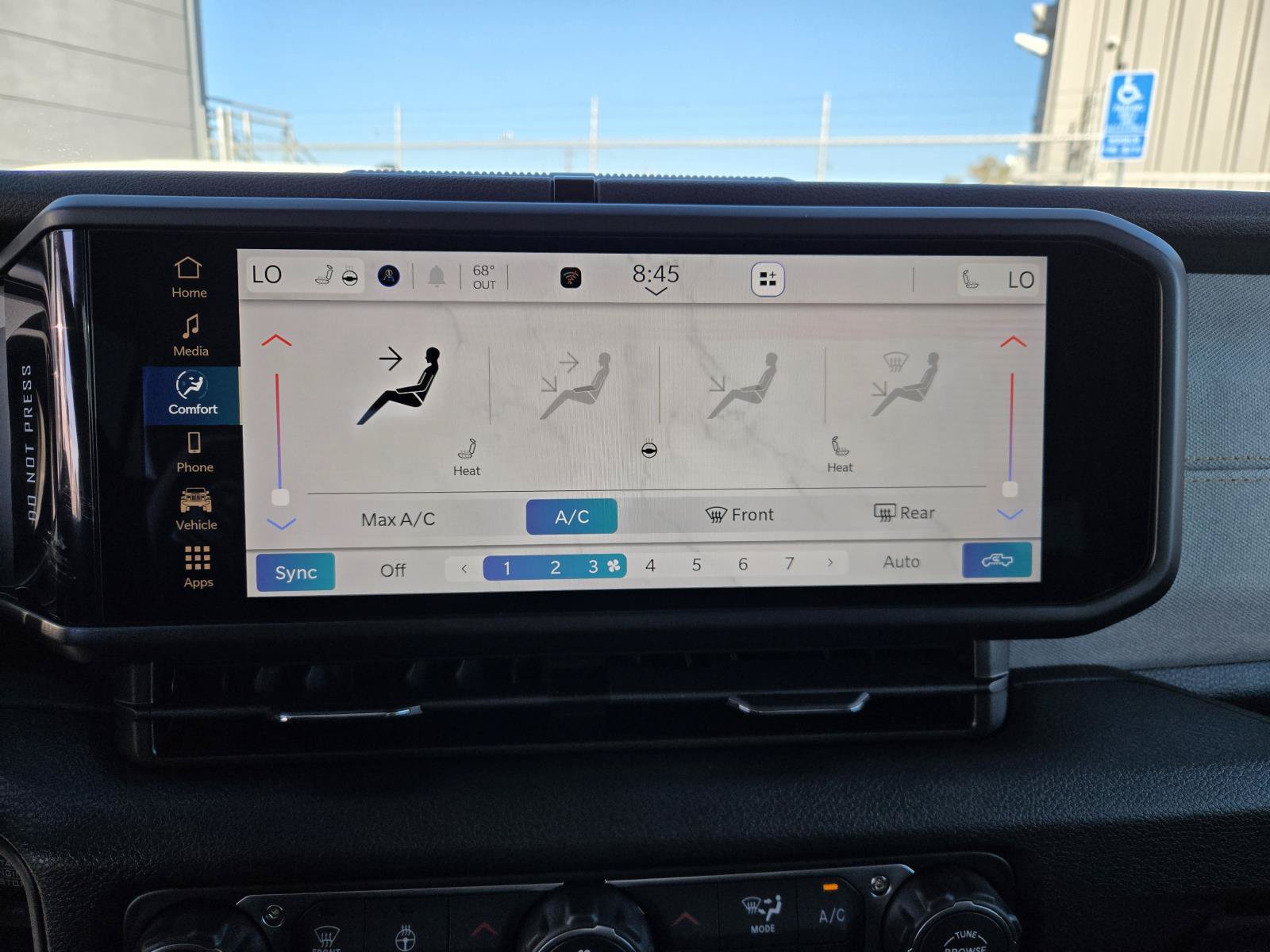 New 2026 Jeep Gladiator Sport AWD/4WD image 11