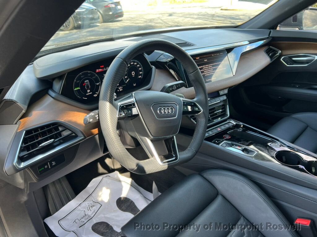Used 2022 Audi e-tron GT Prestige w/ Prestige Package AWD/4WD image 9
