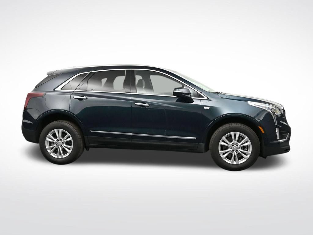 Used 2026 Cadillac XT5 Luxury AWD/4WD image 2